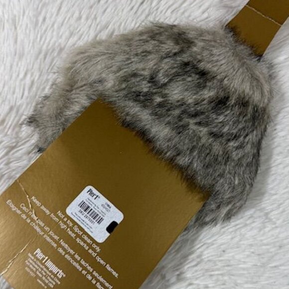 Pier 1 Imports Faux Fur Rhinestone Brooch Wine Bottle Collar Cape Vinodeco - Picture 7 of 12